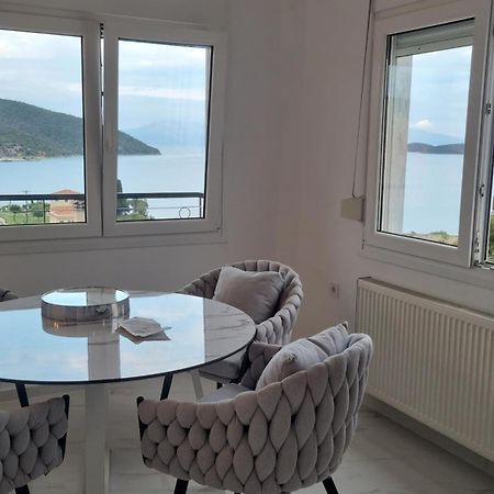 Ellis-Suites Nea Peramos Kavala エクステリア 写真