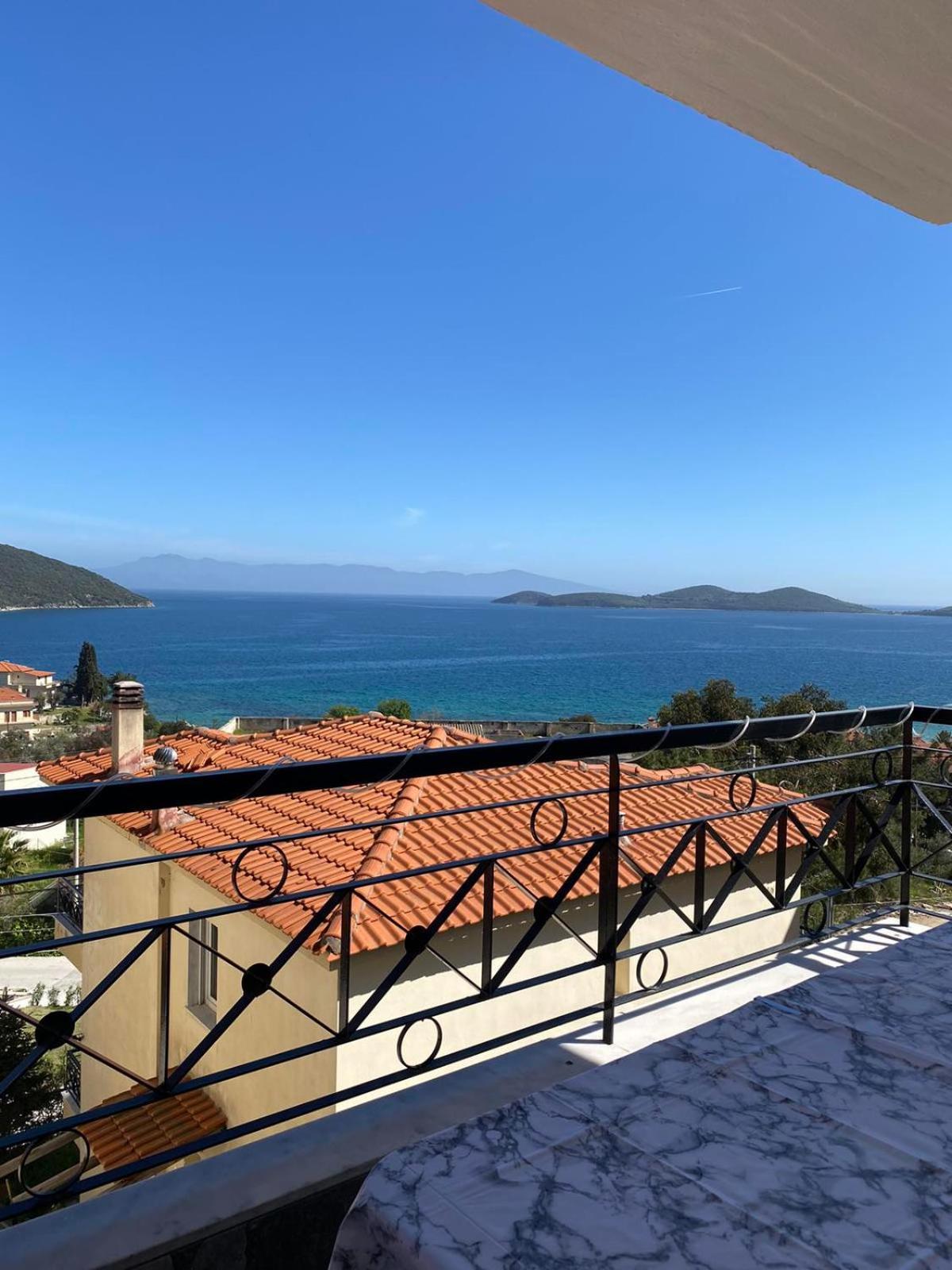 Ellis-Suites Nea Peramos Kavala エクステリア 写真